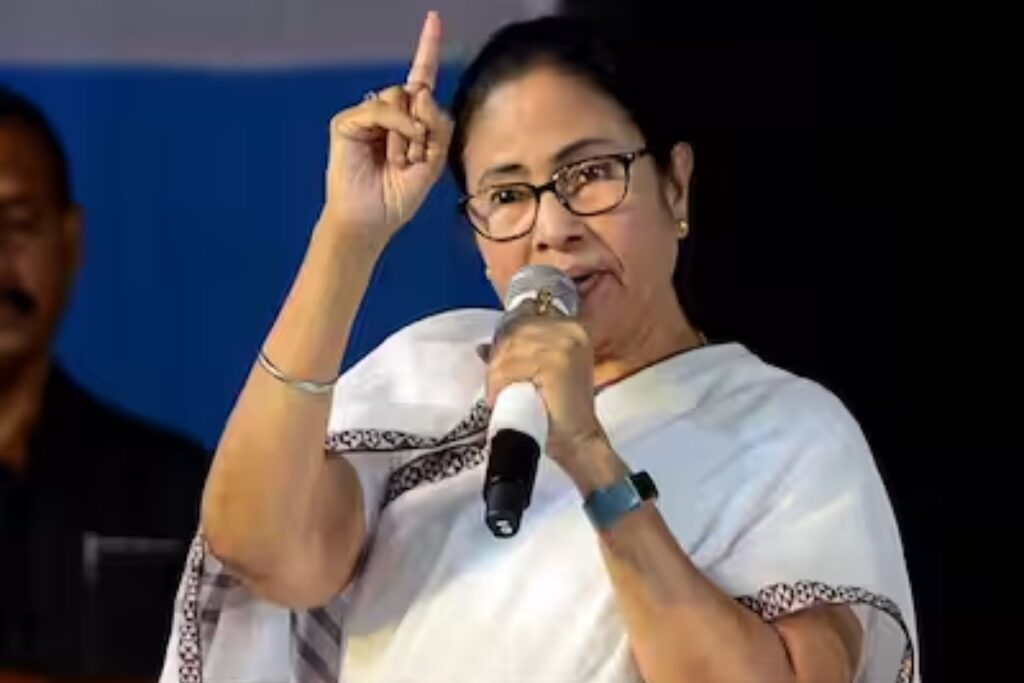 mamata banerjee injured