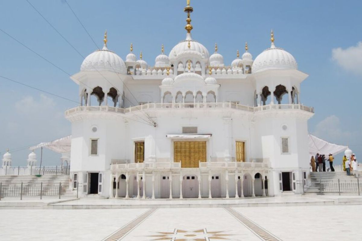 Gurudwara Guru Ka Lahore in Fatehgarh Sahib