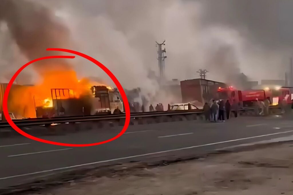 8 Dead As 2 Trucks Collide Outside Jaipur Petrol Pump